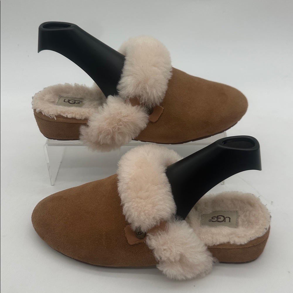 UGG SCUFFETTE II Sand Suede Sheepskin Cuff Slippers Women’s Size 5 EUC